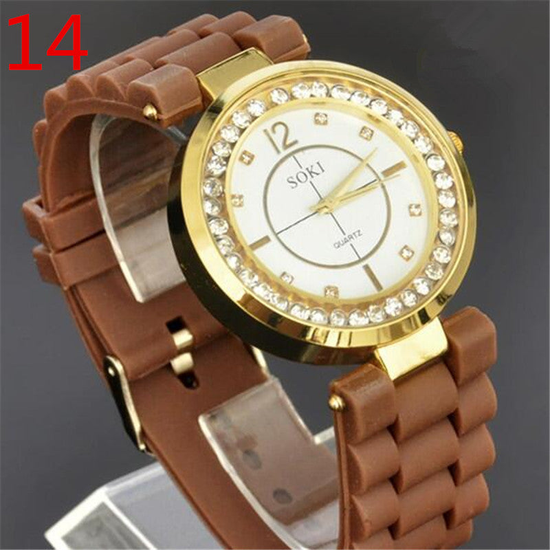 15136- Classic luxury leisure watch, stylish atmospheric watch