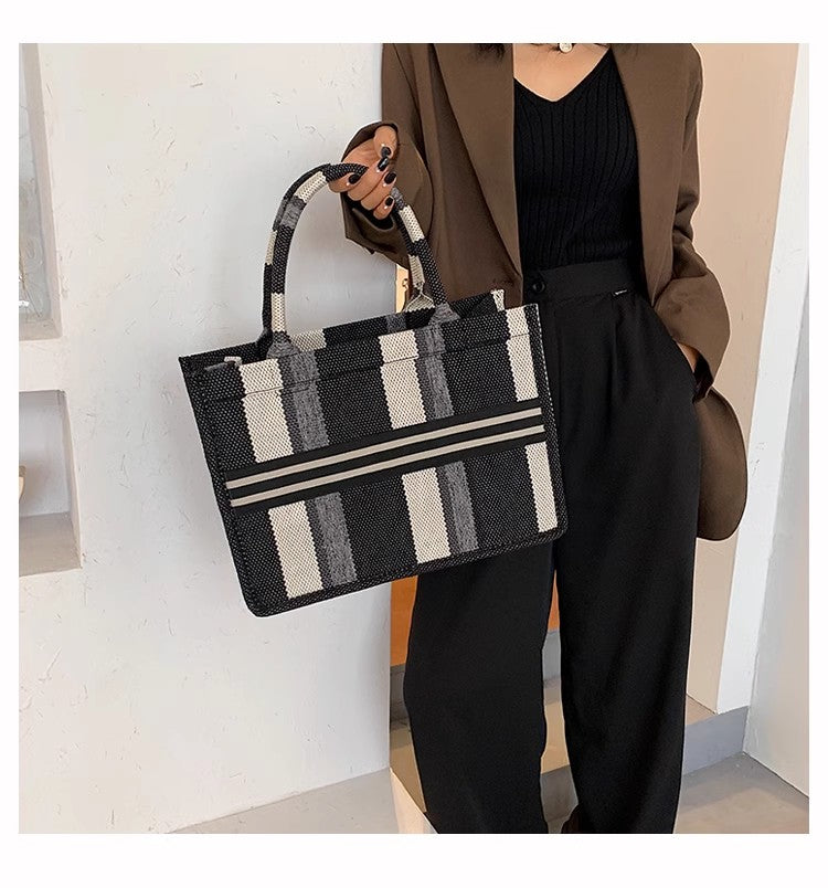 14960 Women's leisure bag
