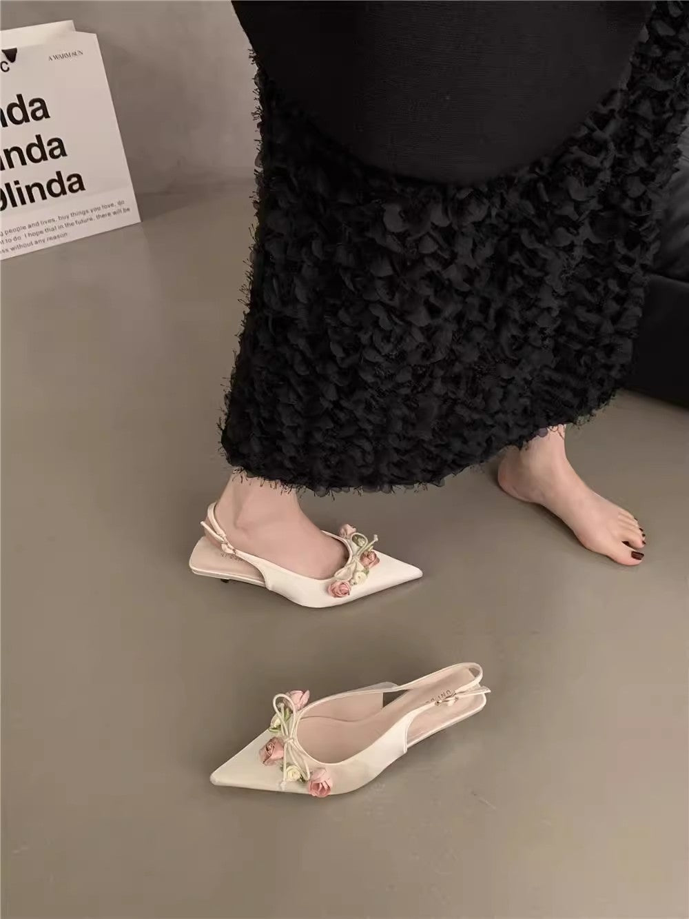 14687 Women's casual shoes