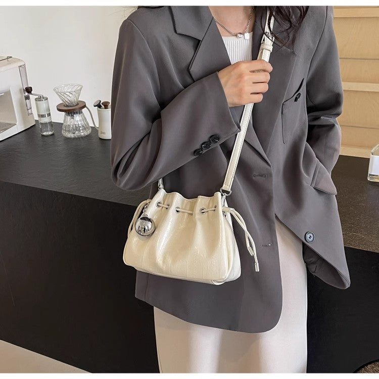 15068 Women's leisure bag