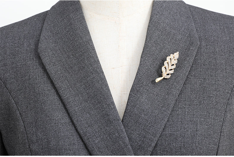 15355 Customized casual suits for women