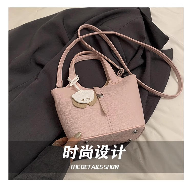 13183 Women's leisure bag