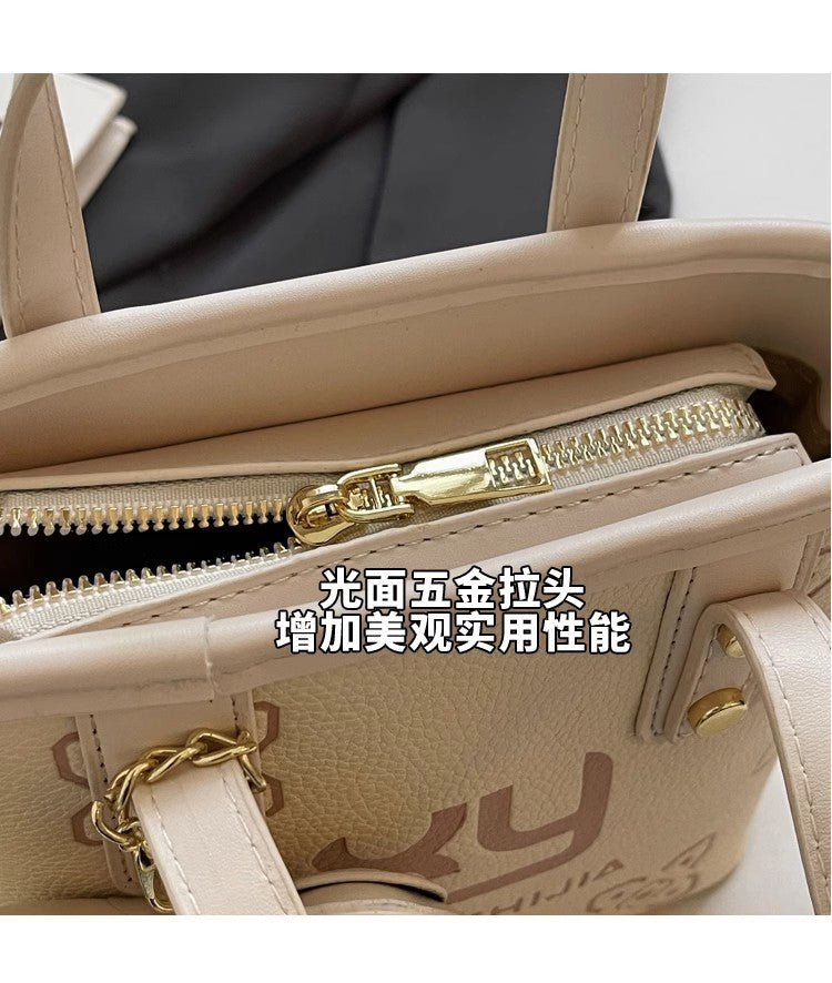 12117 Women's leisure bag